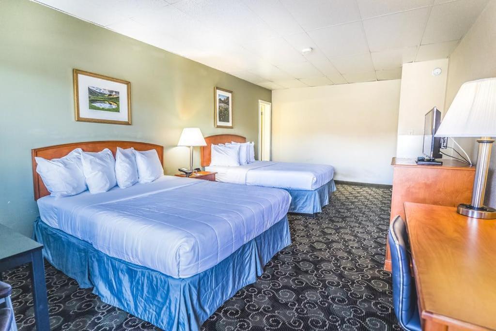 Days Inn By Wyndham Montrose Extérieur photo