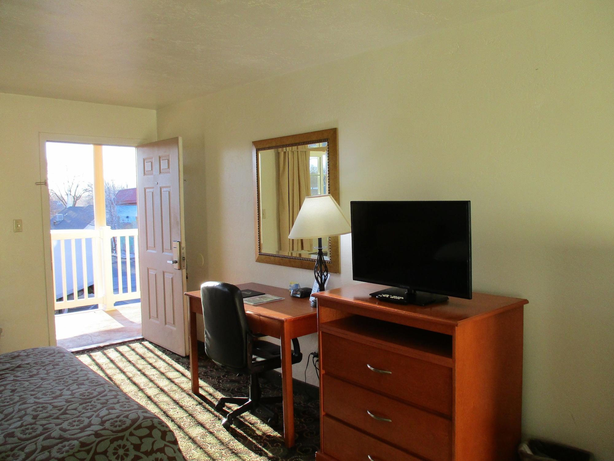 Days Inn By Wyndham Montrose Extérieur photo