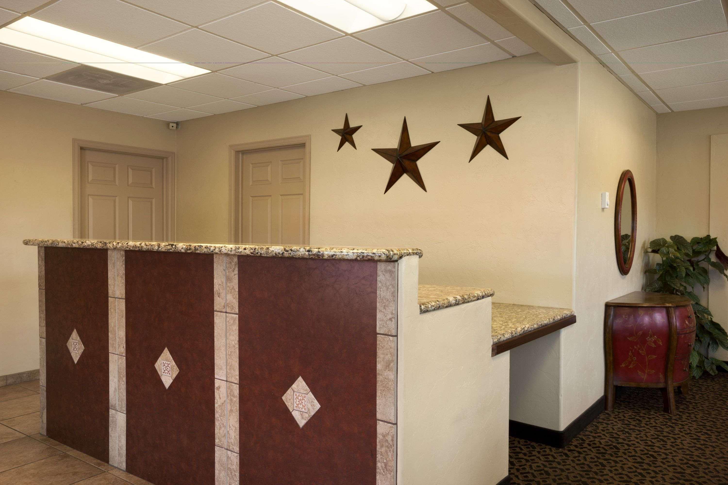 Days Inn By Wyndham Montrose Extérieur photo