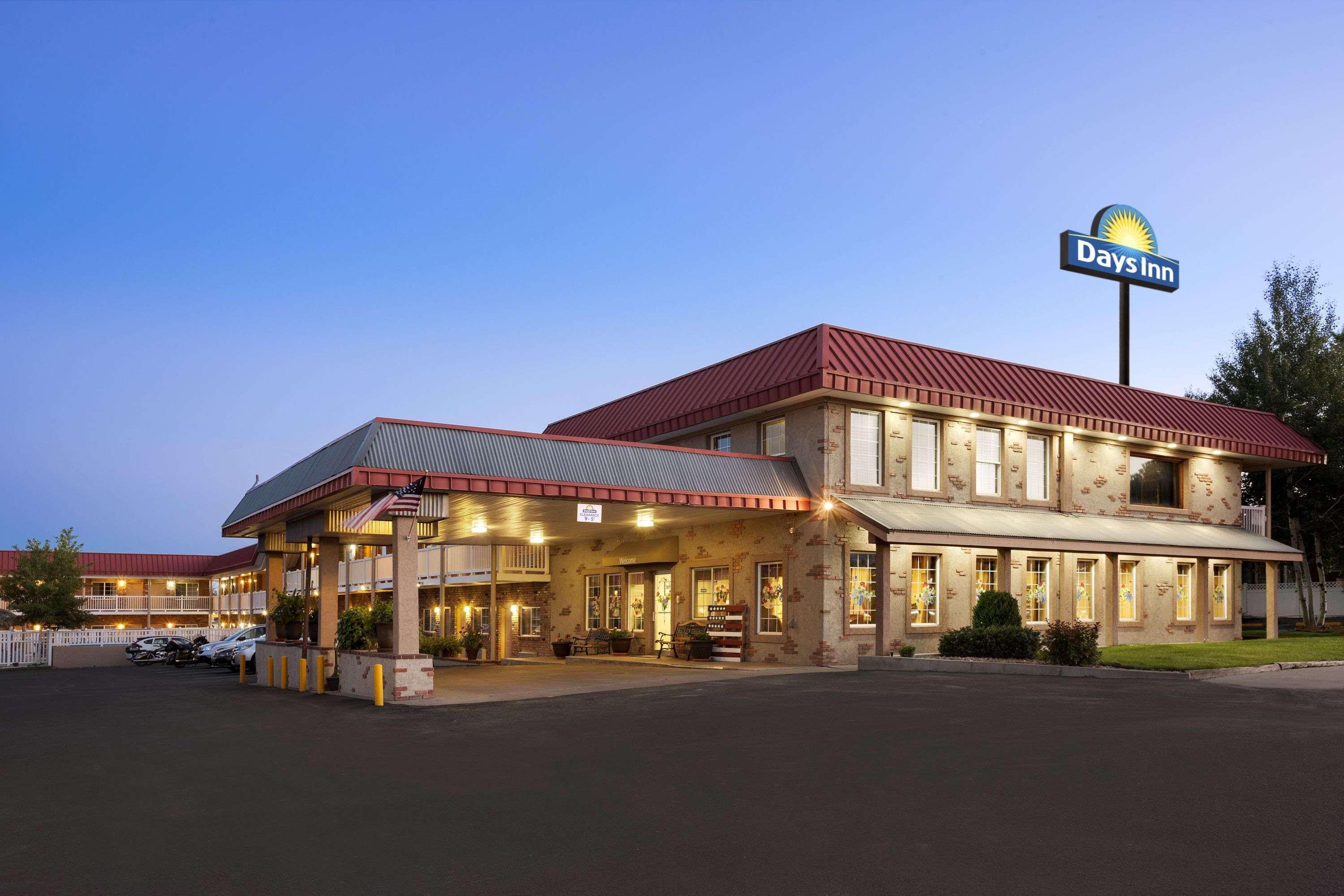 Days Inn By Wyndham Montrose Extérieur photo