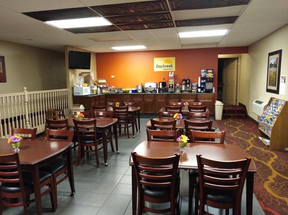 Days Inn By Wyndham Montrose Extérieur photo